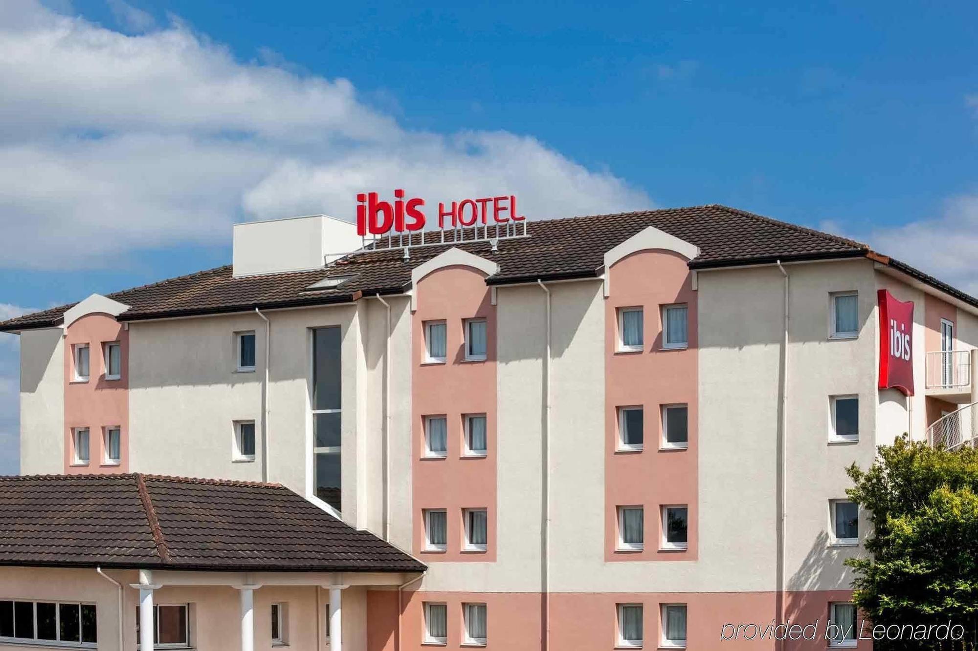 Ibis Pau Lescar Hotel Exterior photo