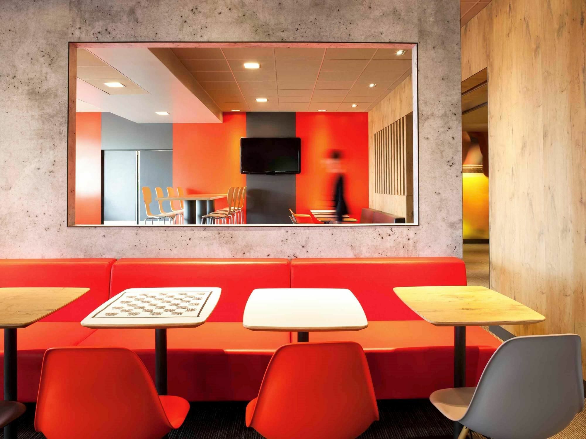 Ibis Pau Lescar Hotel Exterior photo